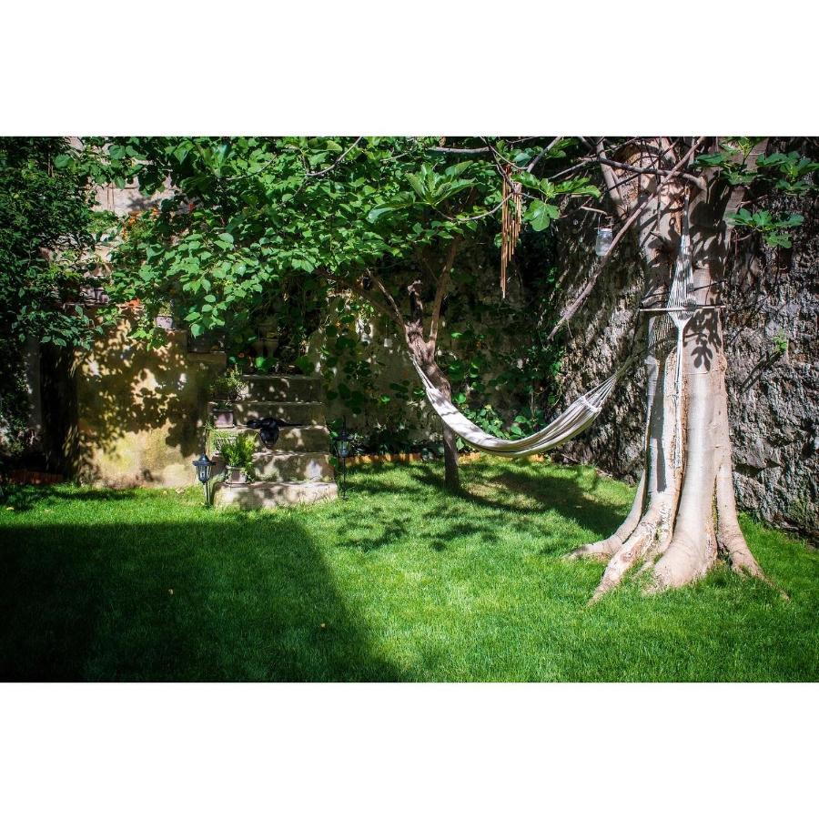 Casa Vayu - Rooms & Garden Naples Exterior photo