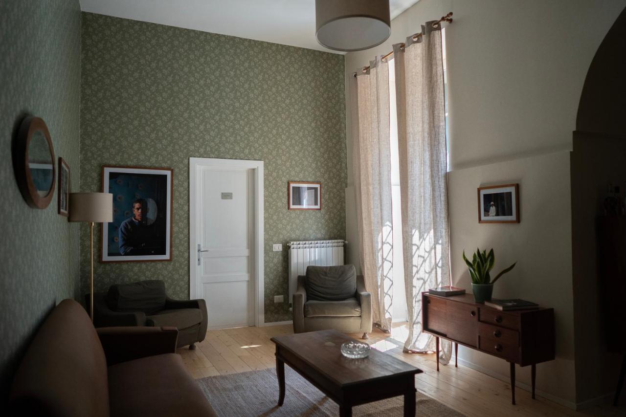 Casa Vayu - Rooms & Garden Naples Exterior photo